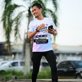 Runner Photo 7906455
