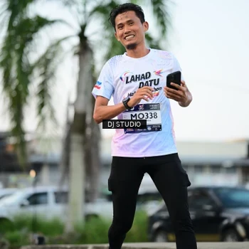 Runner Photo 7906466