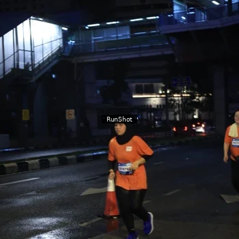 Runner Photo 7906467