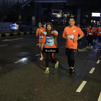 Runner Photo 7906468