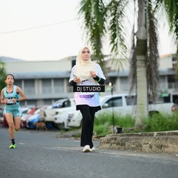 Runner Photo 7906469
