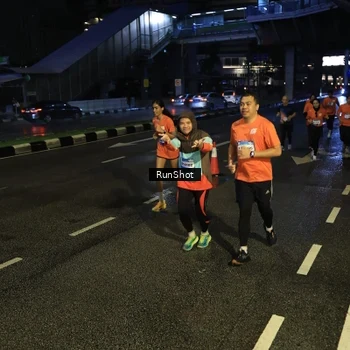 Runner Photo 7906478