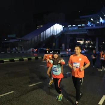 Runner Photo 7906490