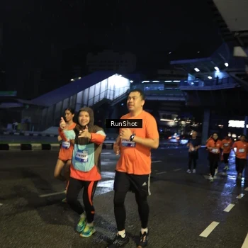 Runner Photo 7906503