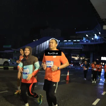 Runner Photo 7906511