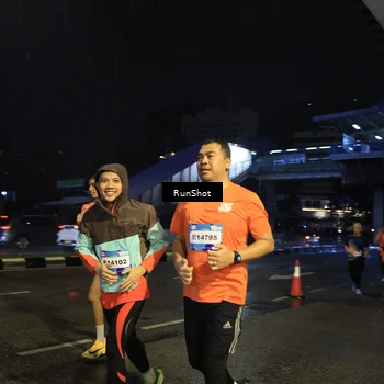 Runner Photo 7906518