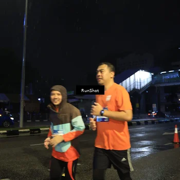 Runner Photo 7906529