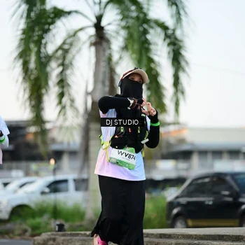 Runner Photo 7906531