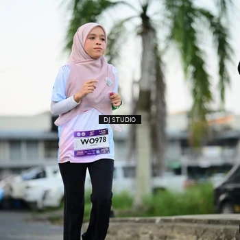 Runner Photo 7906537