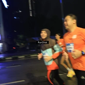 Runner Photo 7906547