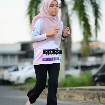 Runner Photo 7906548