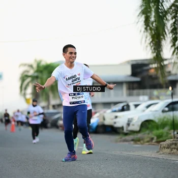 Runner Photo 7906550