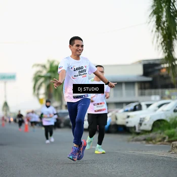 Runner Photo 7906556