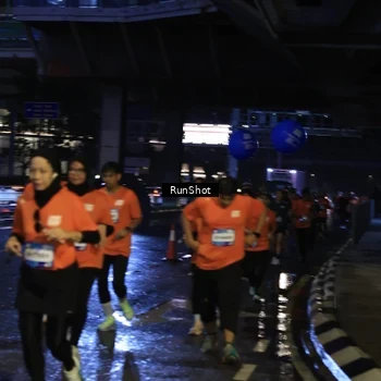 Runner Photo 7906584