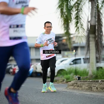 Runner Photo 7906594