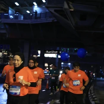 Runner Photo 7906615