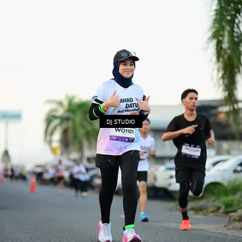 Runner Photo 7906620