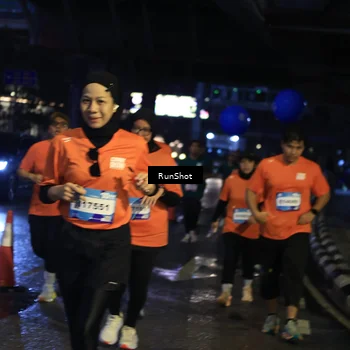 Runner Photo 7906625