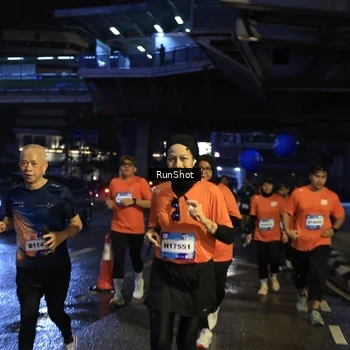 Runner Photo 7906635