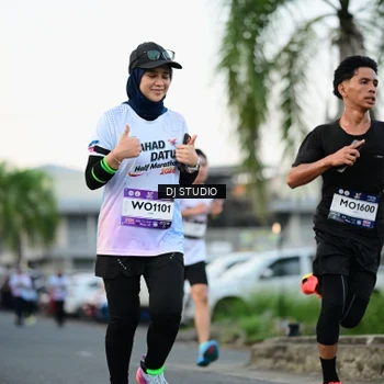 Runner Photo 7906638