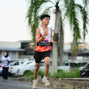 Runner Photo 7906644