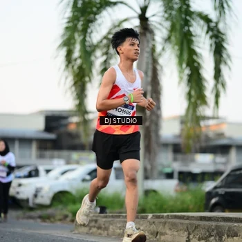 Runner Photo 7906650