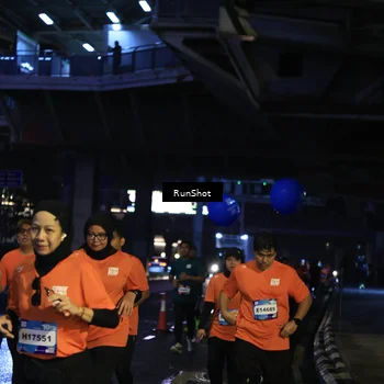 Runner Photo 7906653