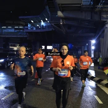 Runner Photo 7906656