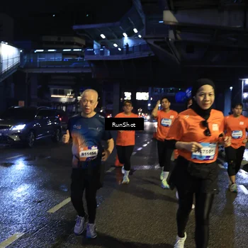 Runner Photo 7906657
