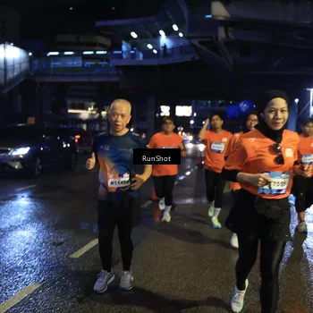 Runner Photo 7906658