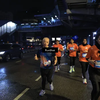 Runner Photo 7906666