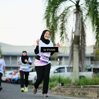 Runner Photo 7906671