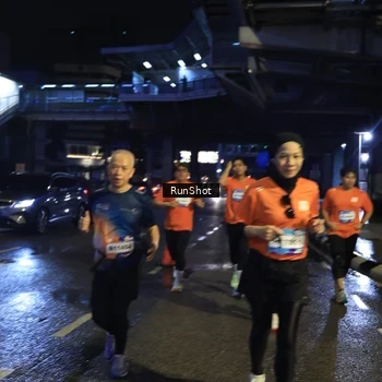 Runner Photo 7906680