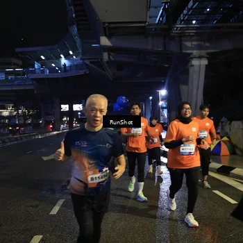 Runner Photo 7906689
