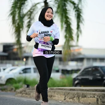 Runner Photo 7906691