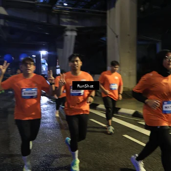 Runner Photo 7906714