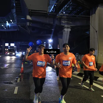 Runner Photo 7906719