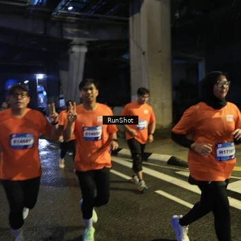 Runner Photo 7906720