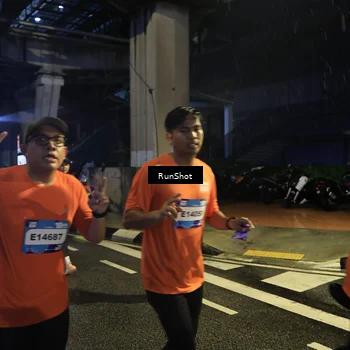 Runner Photo 7906733