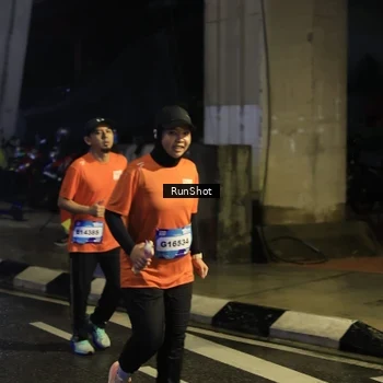 Runner Photo 7906739