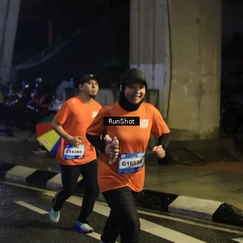 Runner Photo 7906748