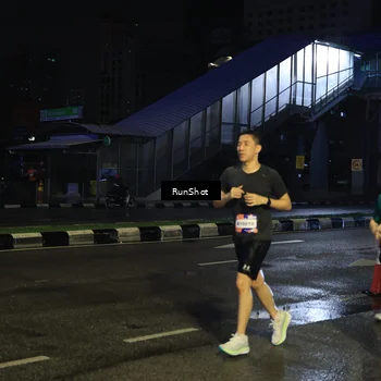 Runner Photo 7906761