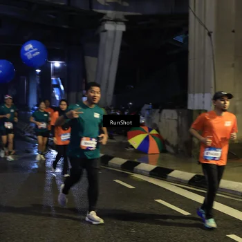Runner Photo 7906765