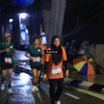 Runner Photo 7906794