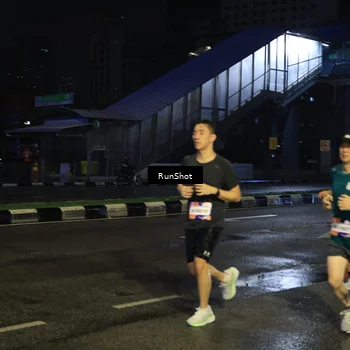 Runner Photo 7906795