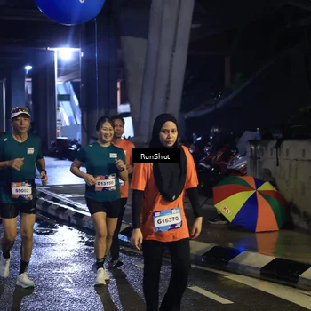 Runner Photo 7906805