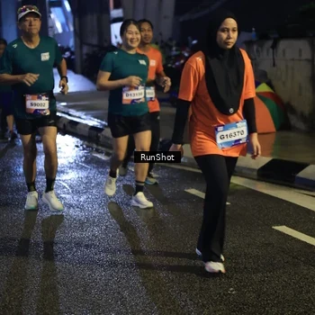 Runner Photo 7906813