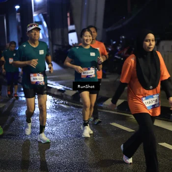 Runner Photo 7906815
