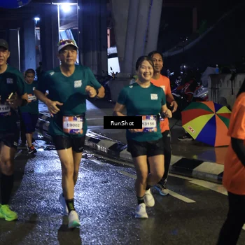 Runner Photo 7906820