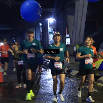 Runner Photo 7906822